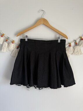 Daisy Black Denim Pleated Cut Off Mini Skirt  Grunge Festival  Cotton Blend L